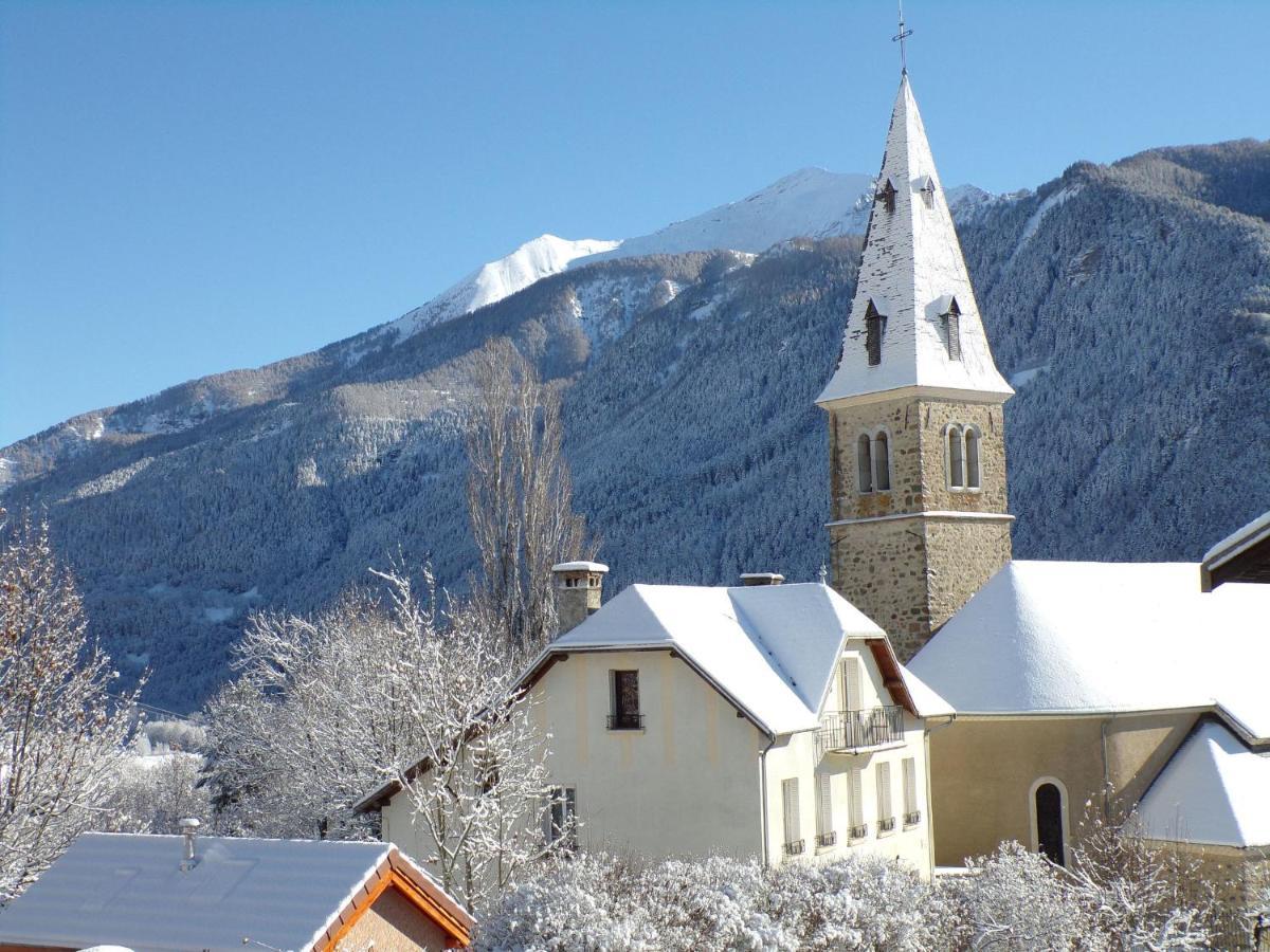 Les Primeveres Saint-Jean-Saint-Nicolas Luaran gambar